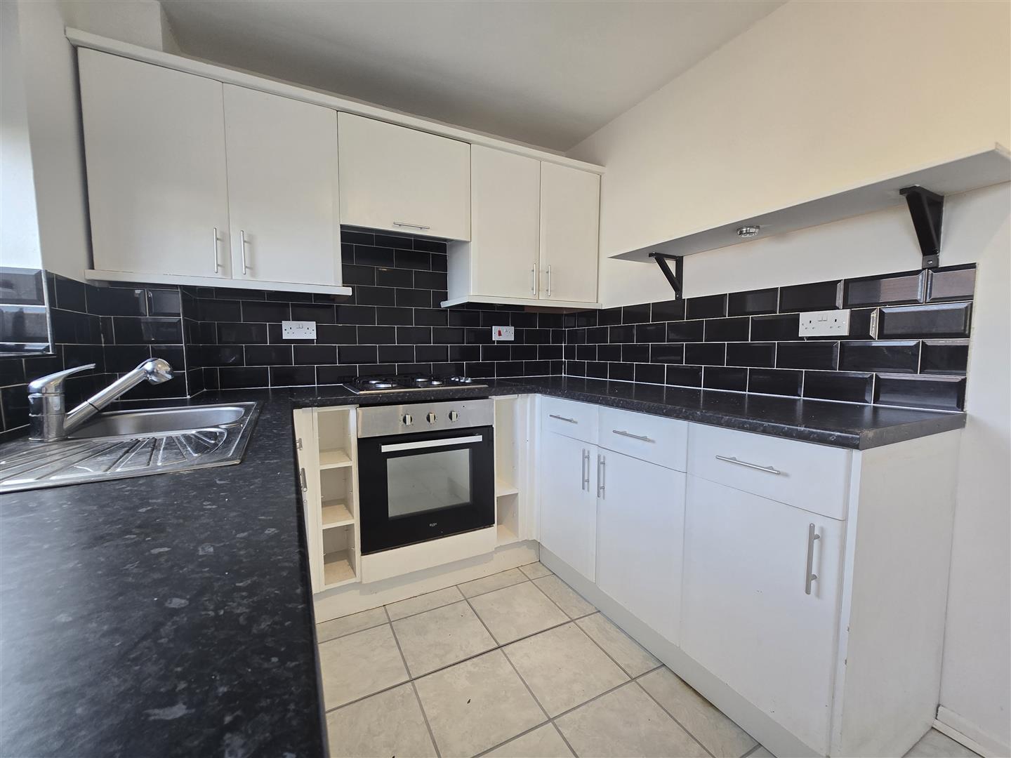 House Birchfields Rise in Leeds
