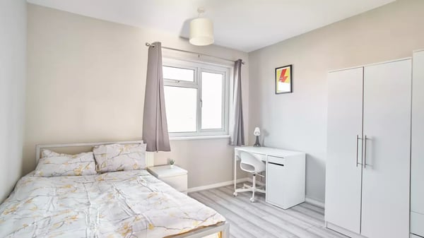 Room Cambridge Heath Road in Greater London