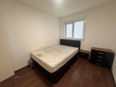 Room Farm Field Court in Northampton
