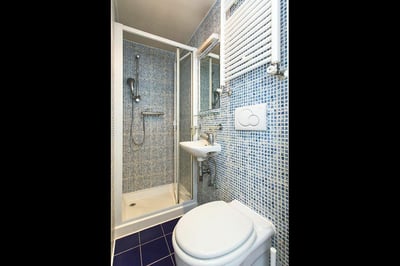 Flat Finchley Road in Greater London