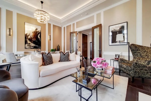 Flat Prince of Wales Terrace in Greater London