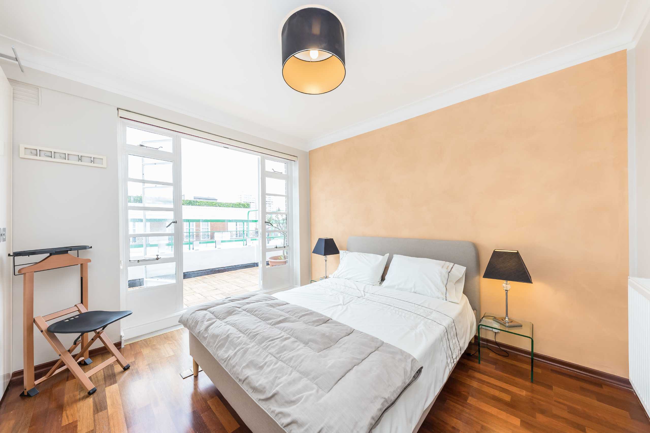 Flat Marylebone Road in City of Westminster