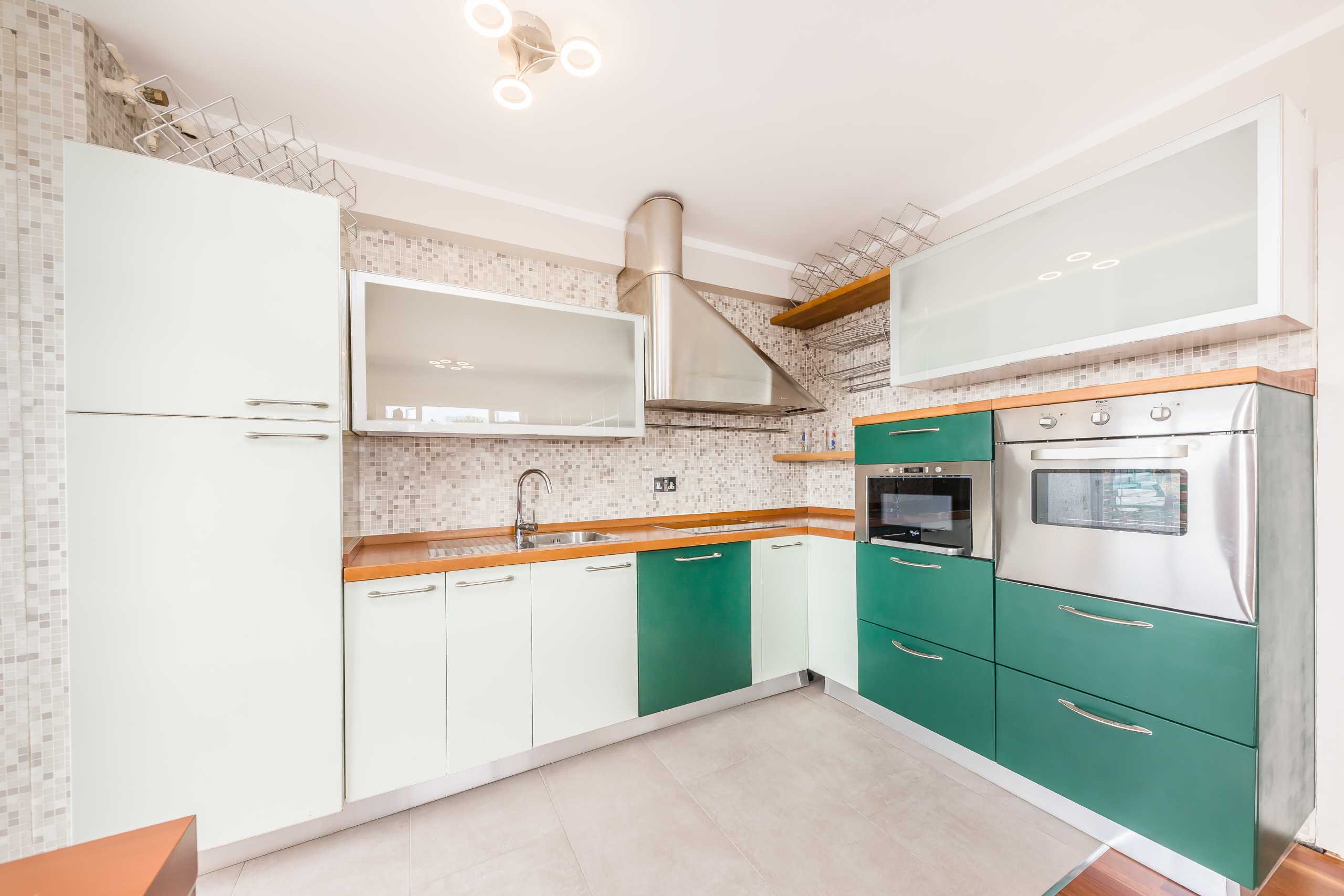 Flat Marylebone Road in City of Westminster