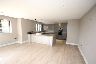 Flat Wenman Road in South Oxfordshire