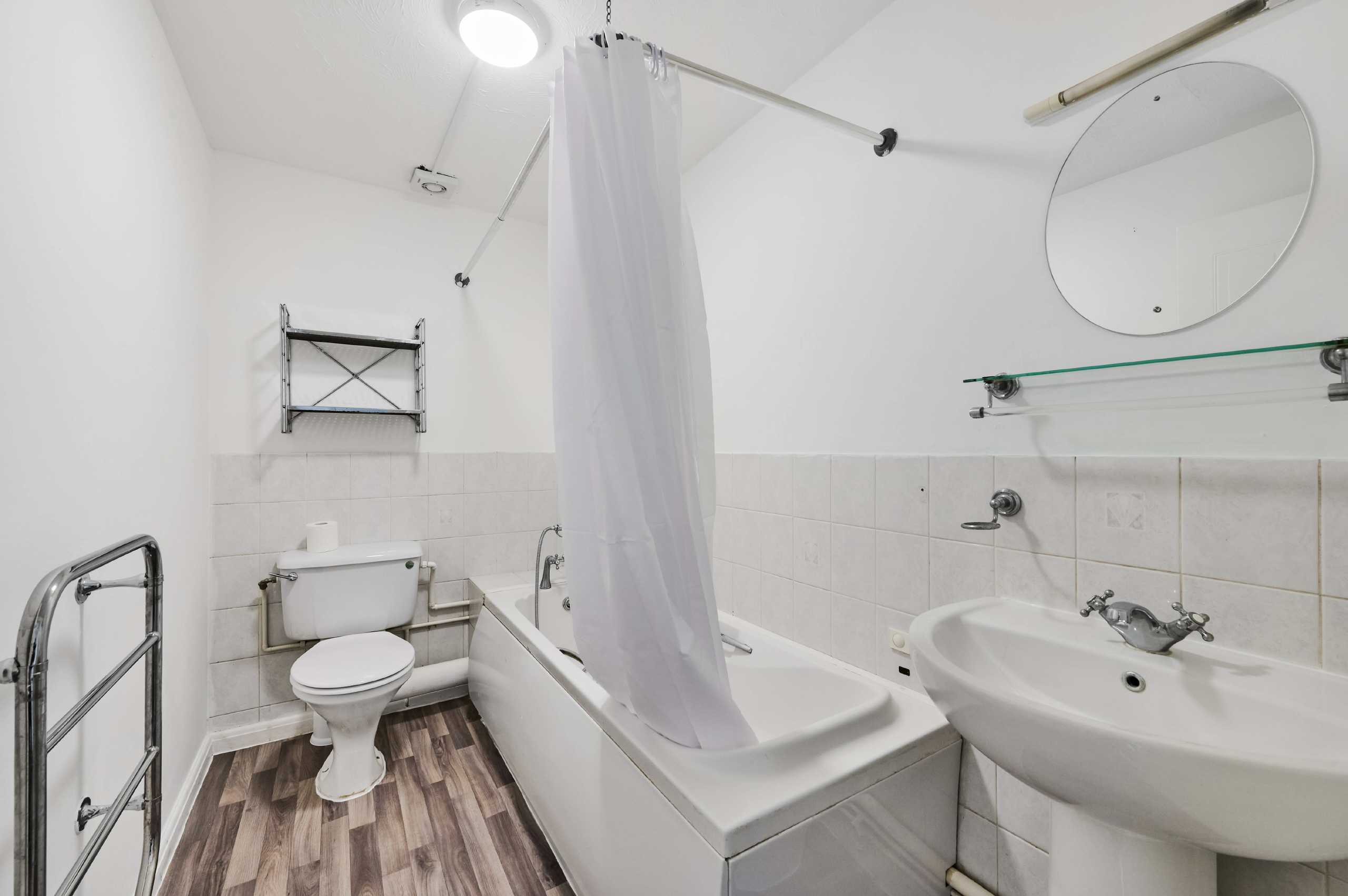 Flat Rossetti Road in Greater London