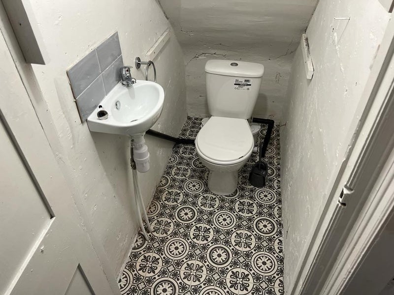 Room Bankburn Road in Liverpool