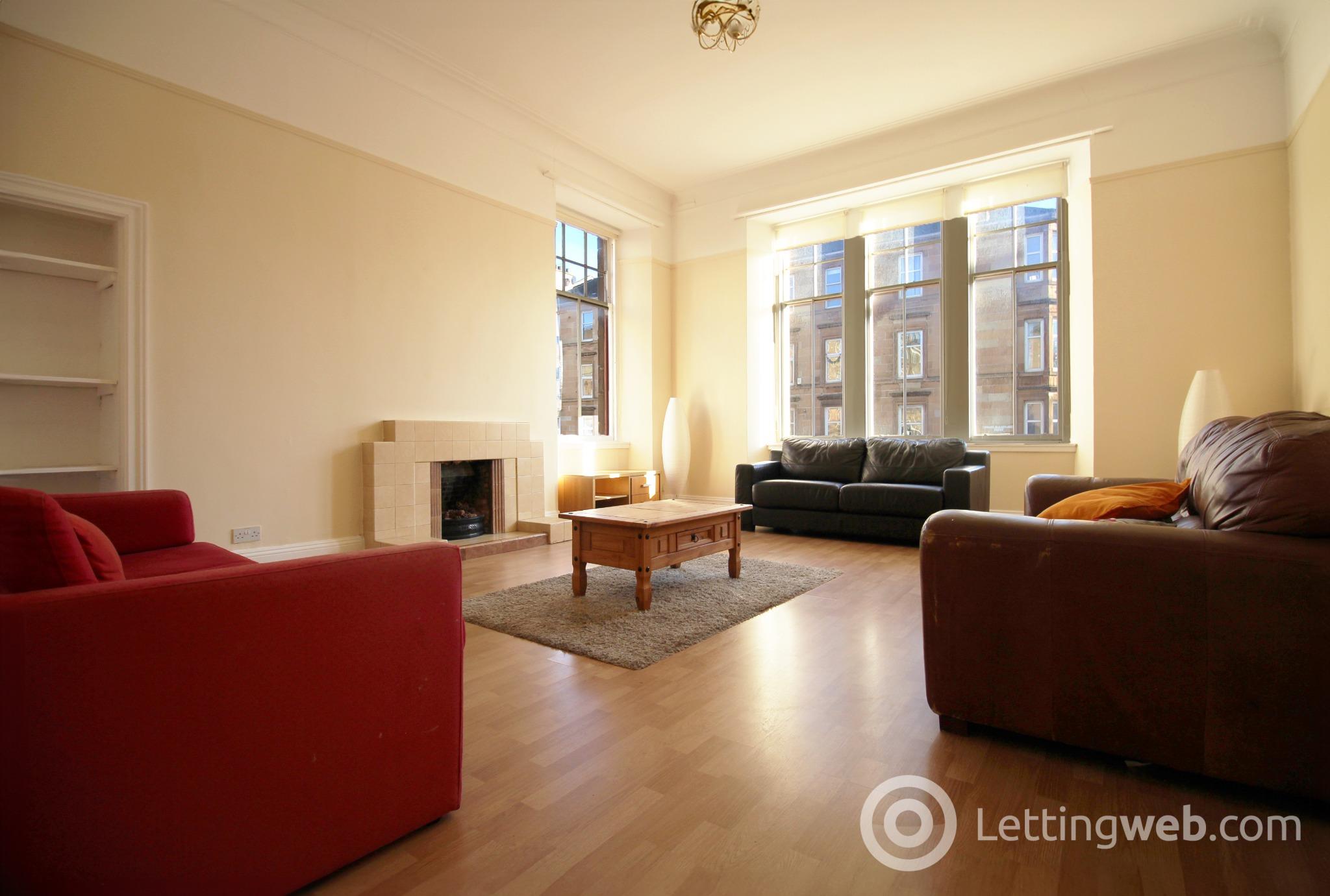 Flat Queen Margaret Drive in Glasgow