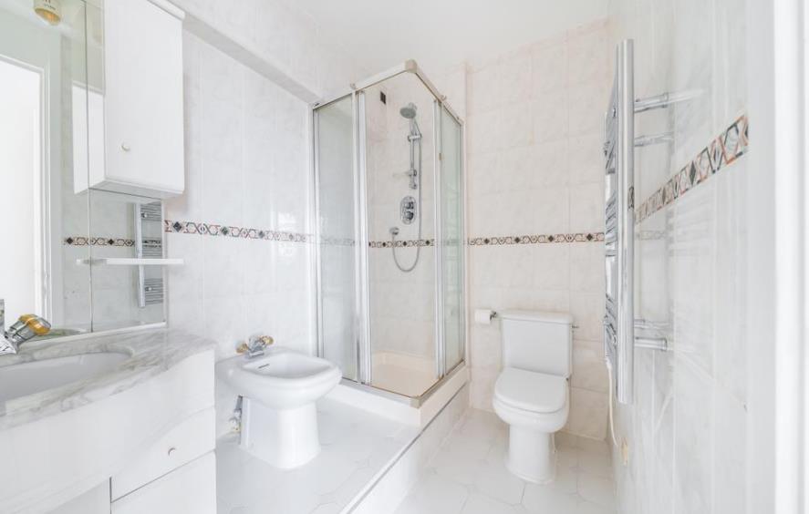 Flat Norfolk Crescent in City of Westminster