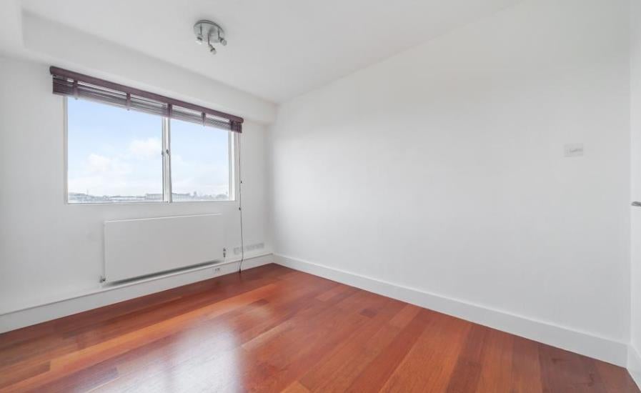 Flat Norfolk Crescent in City of Westminster
