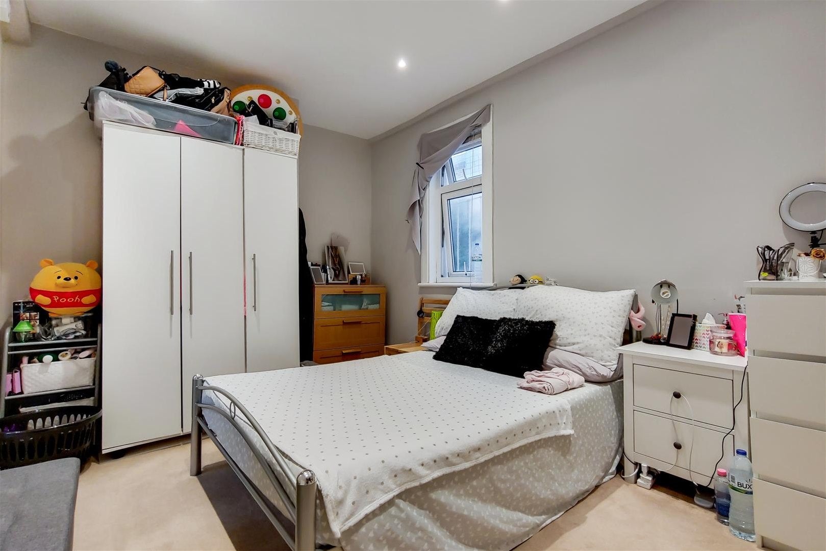 Flat Humbolt Road in Greater London