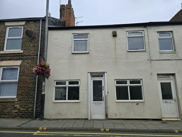 Flat High Street in Willington
