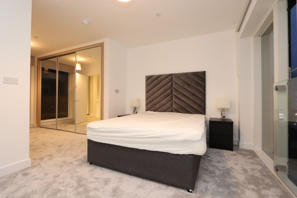 Room Globe Road in Greater London