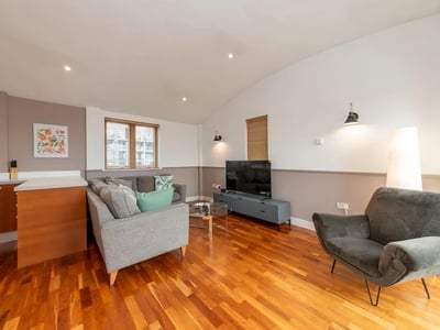 Flat Weldale Street in Reading