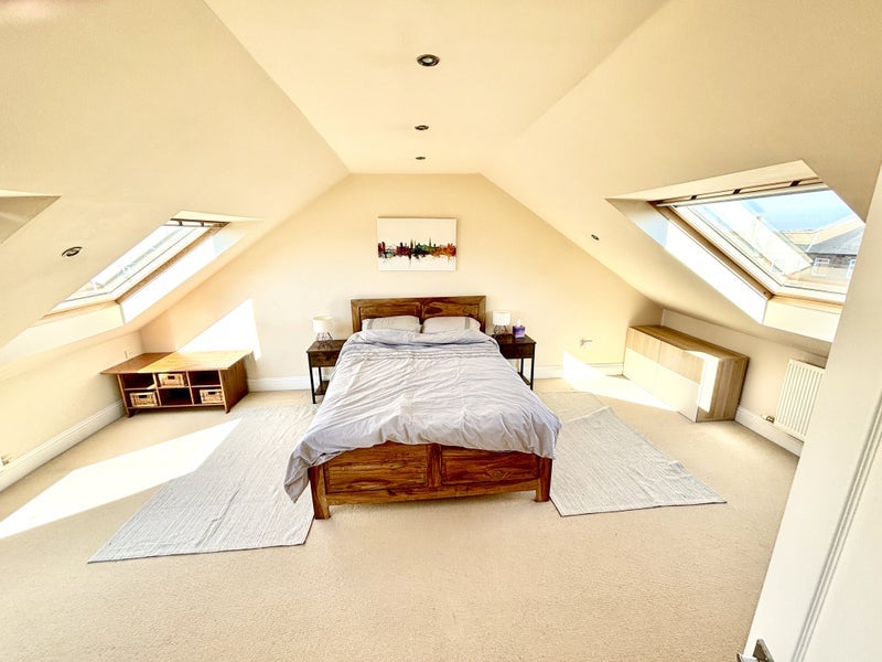 Flat Harley Terrace in Newcastle upon Tyne
