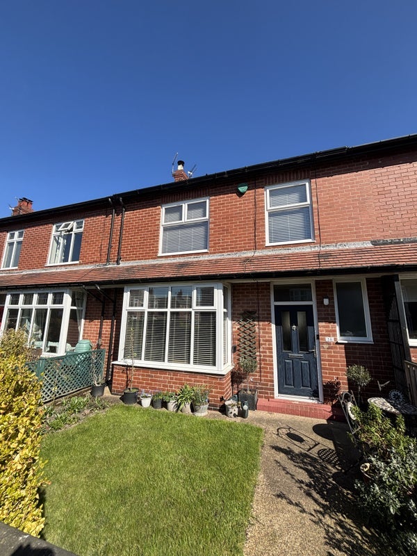 Flat Harley Terrace in Newcastle upon Tyne