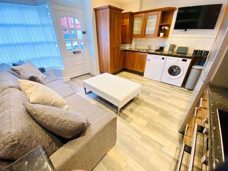 Room Norbreck Avenue in Manchester