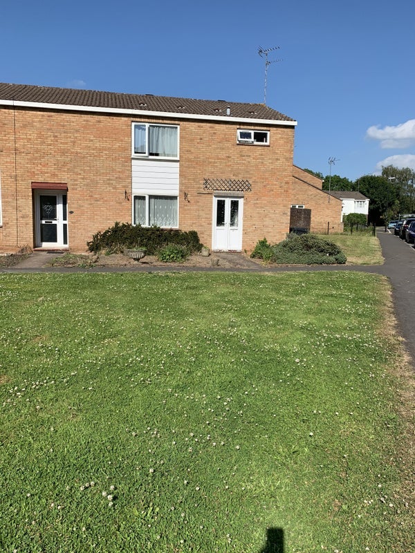 Room Sheldrake Drive in Bristol