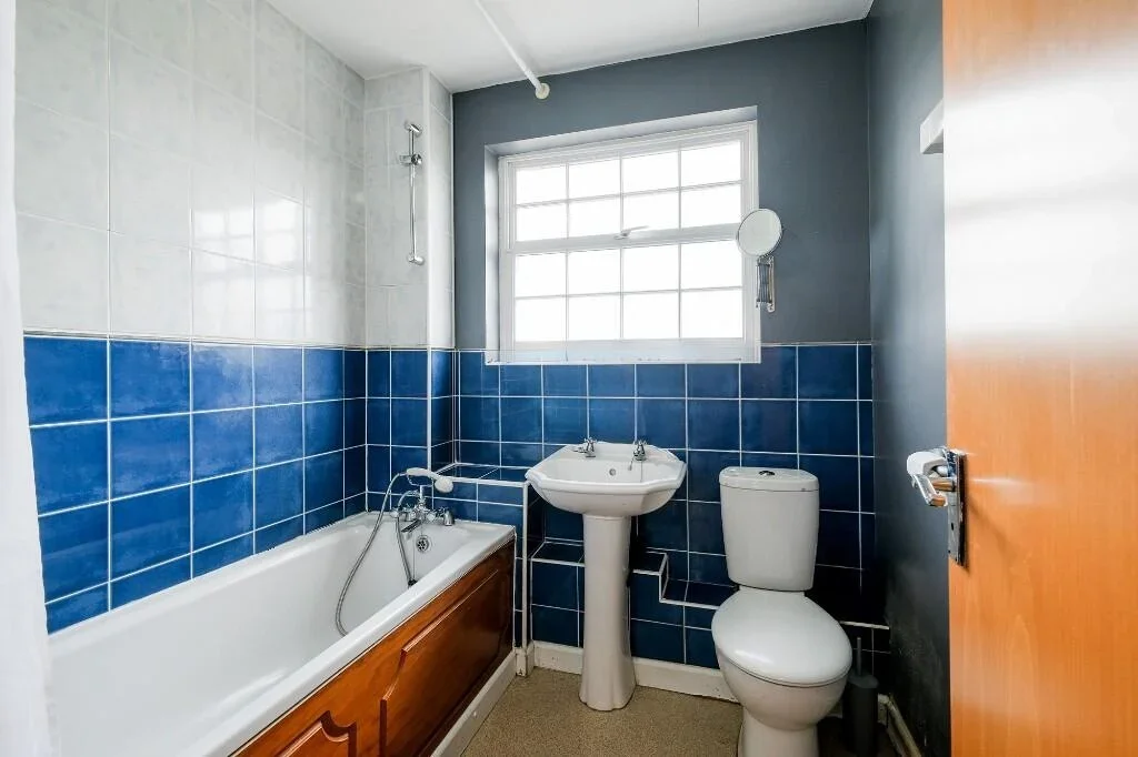 Flat Queensberry Place in Greater London