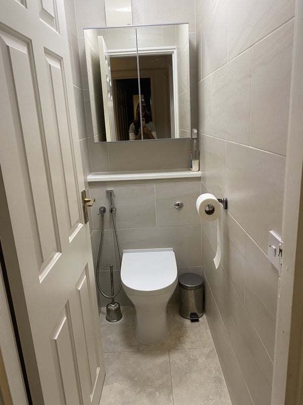 Room Mansfield Road in Greater London