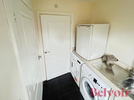 Flat Centurion Crescent in Newcastle-under-Lyme