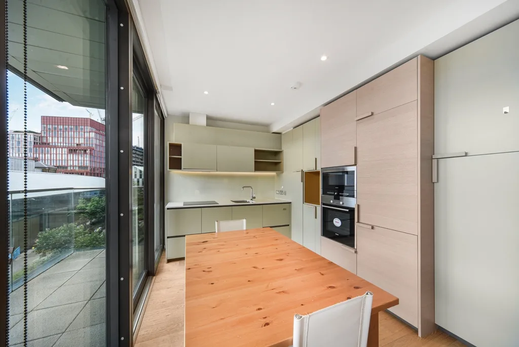 Flat York Way in Greater London
