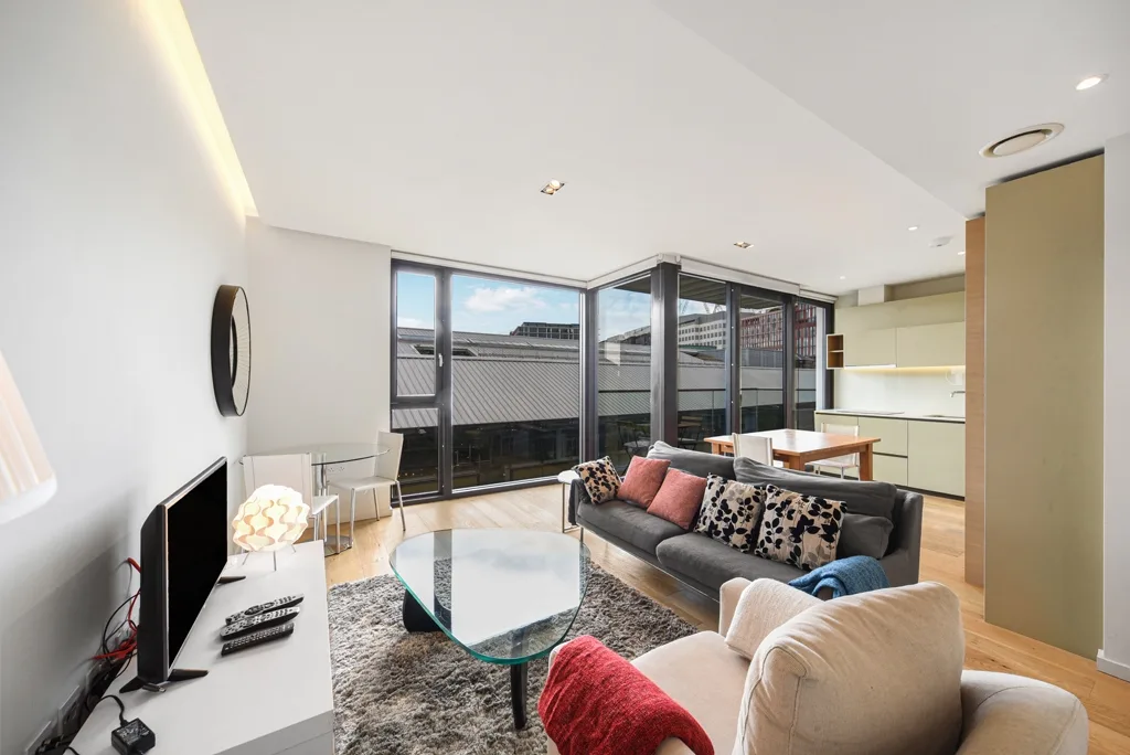 Flat York Way in Greater London