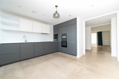 Flat Gabriel Square in St Albans