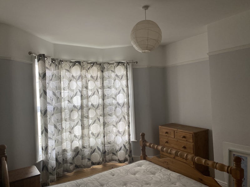 Room Brentry Road in Bristol