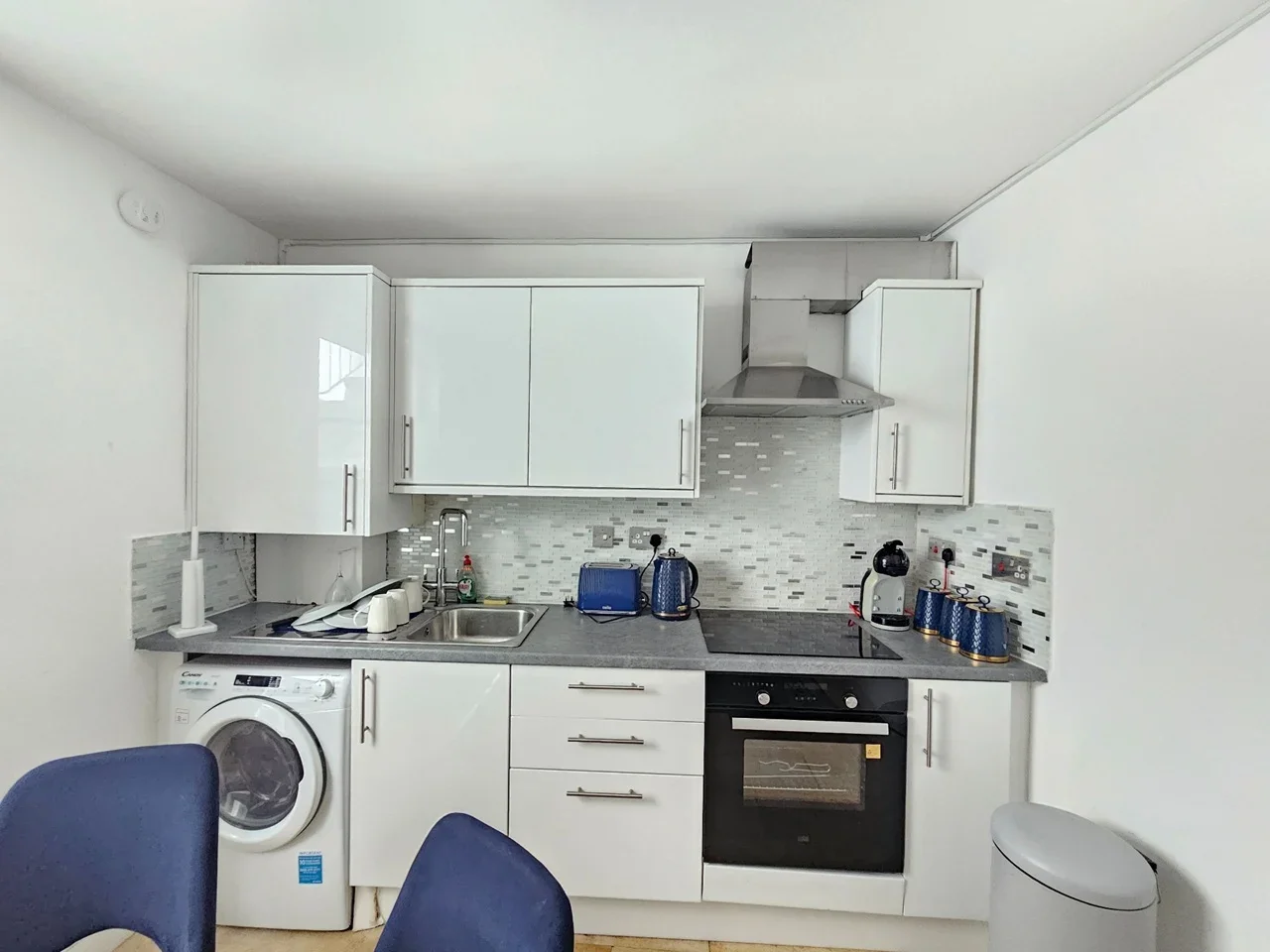 Flat Amhurst Road in Greater London