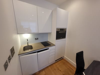 Flat Park Street West in Luton