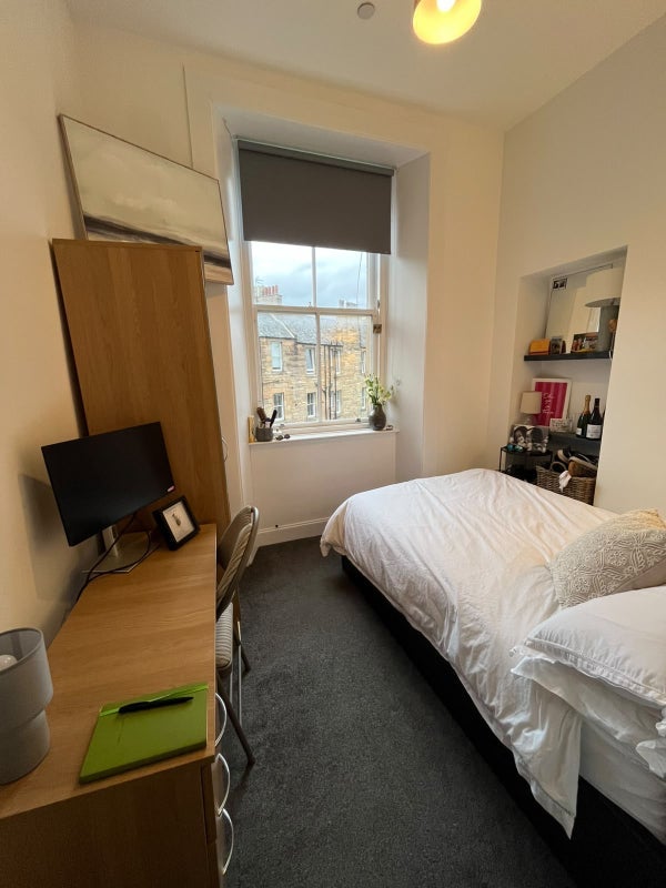 Room Marchmont Crescent in City of Edinburgh