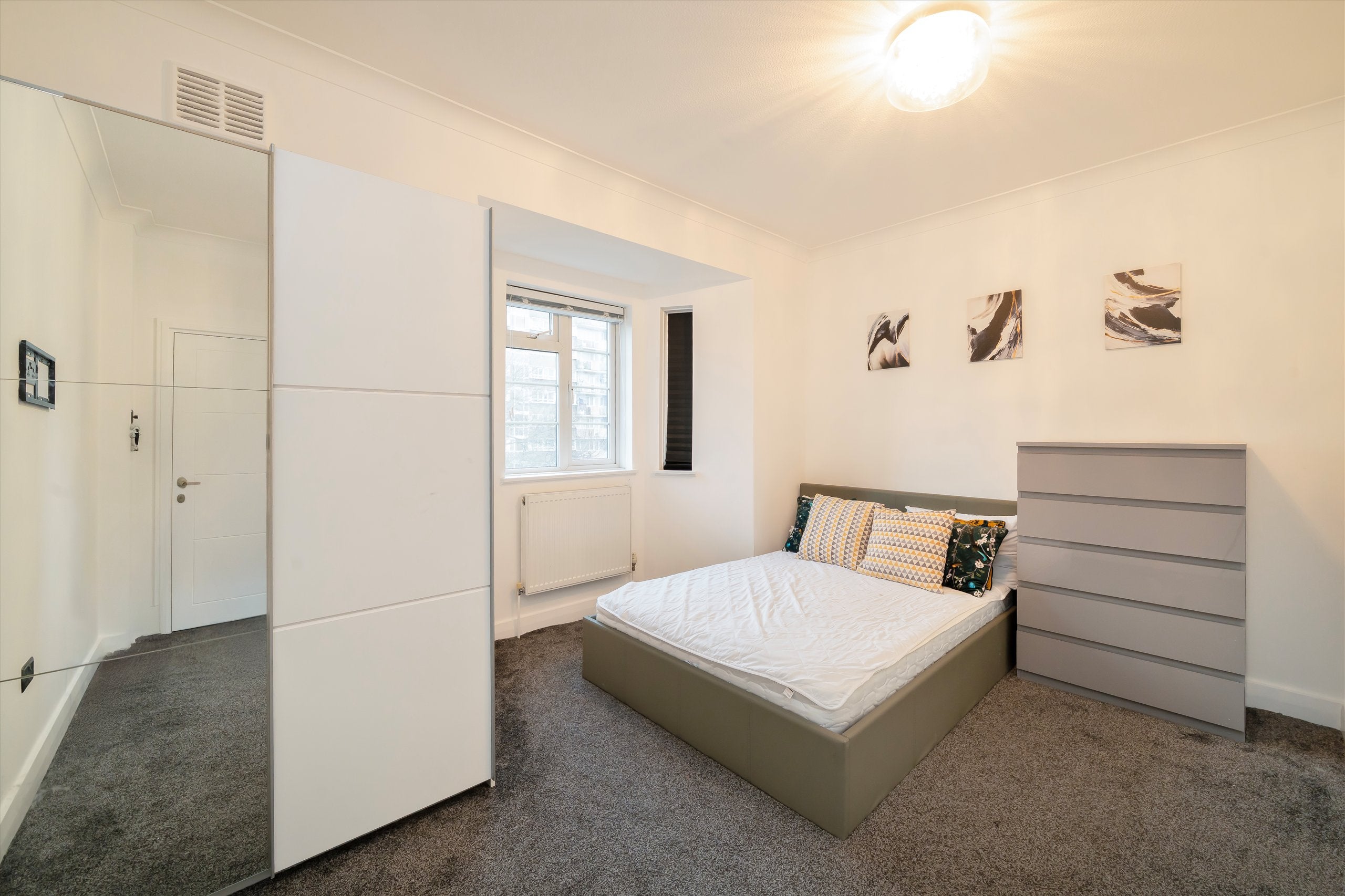 Flat Shoot-up Hill in Greater London