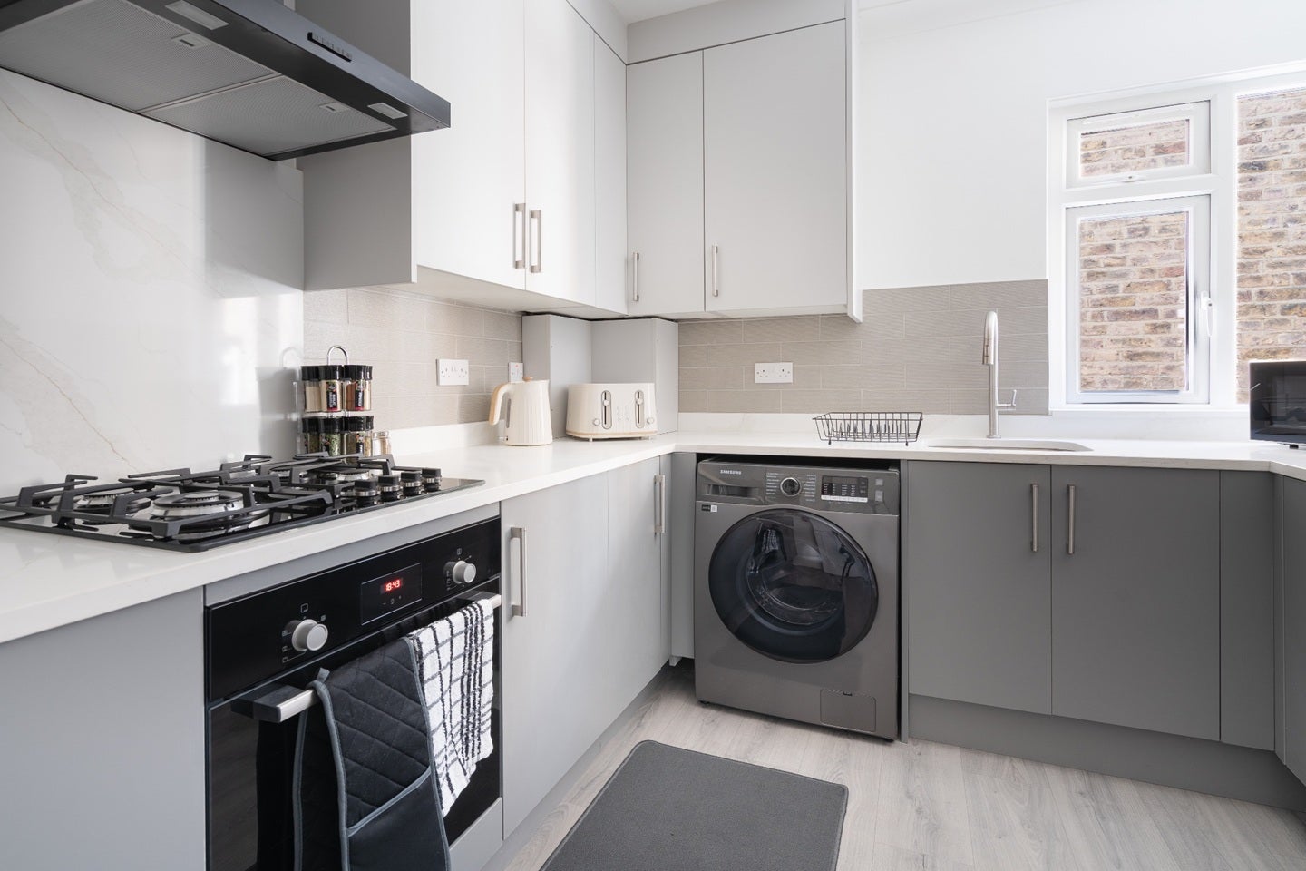 House Loveridge Mews in Greater London