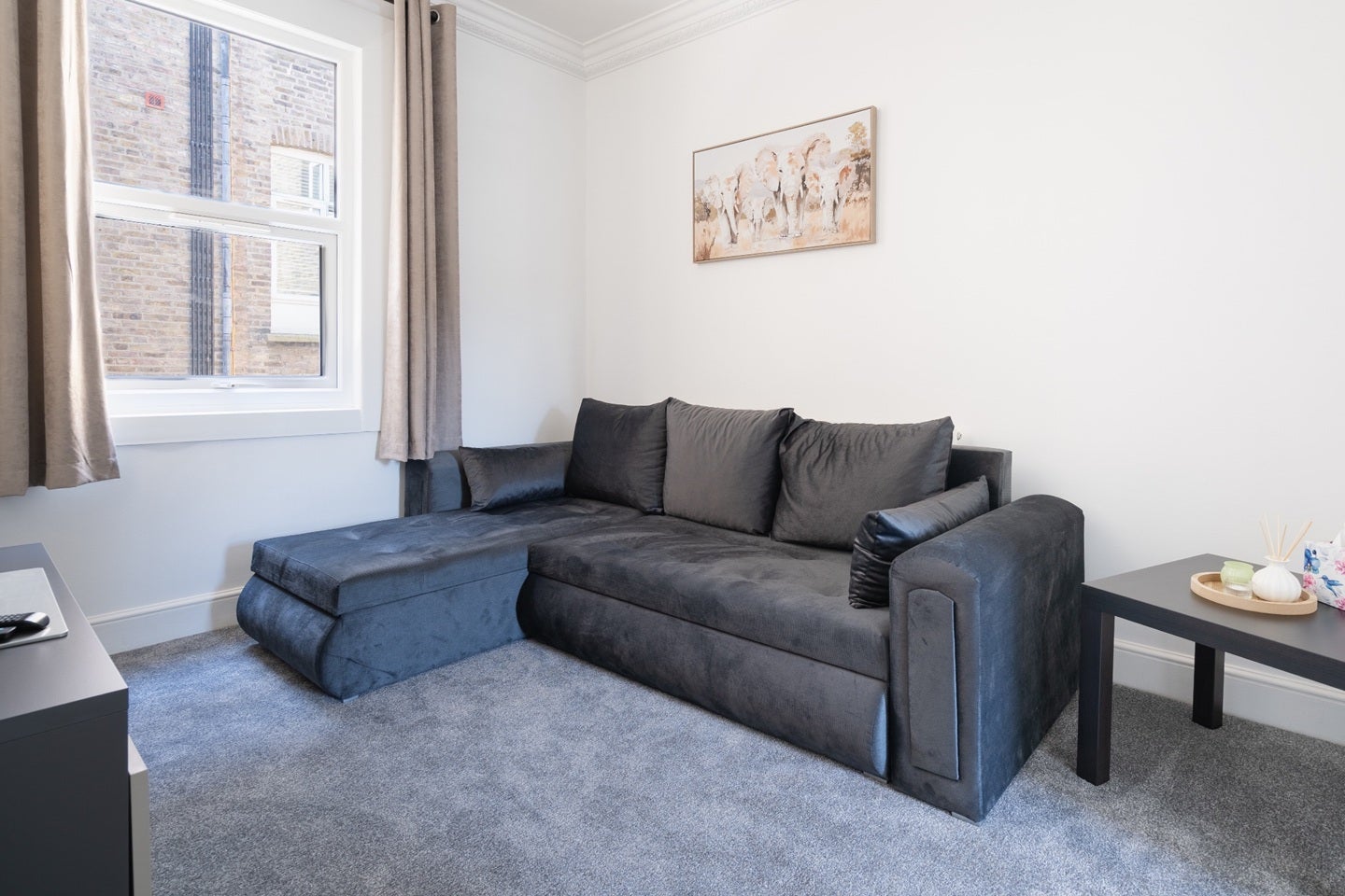 House Loveridge Mews in Greater London