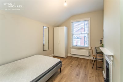 Room Brighton Road in Worthing