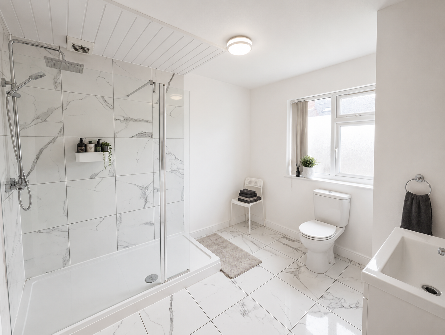 Flat Highbury Close in Leeds