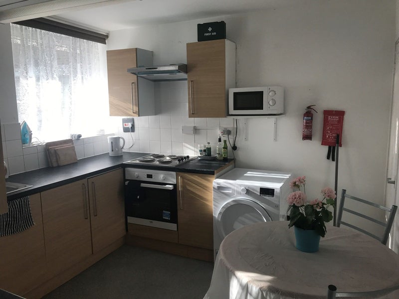 Room Pardoner Street in Greater London