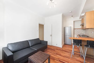 Flat Gloucester Terrace in City of Westminster
