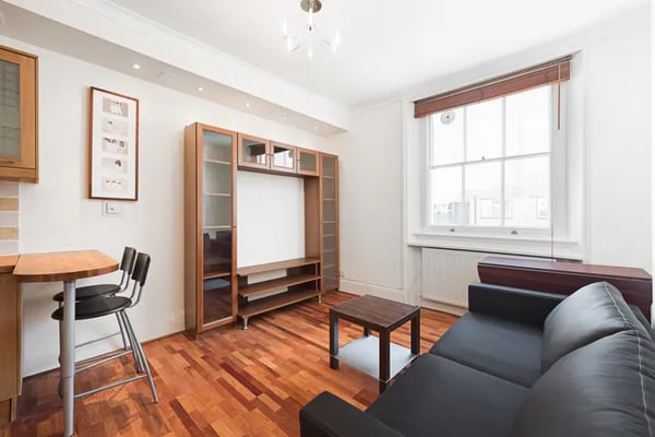 Flat Gloucester Terrace in City of Westminster