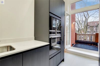 Flat Fitzjohn's Avenue in Greater London