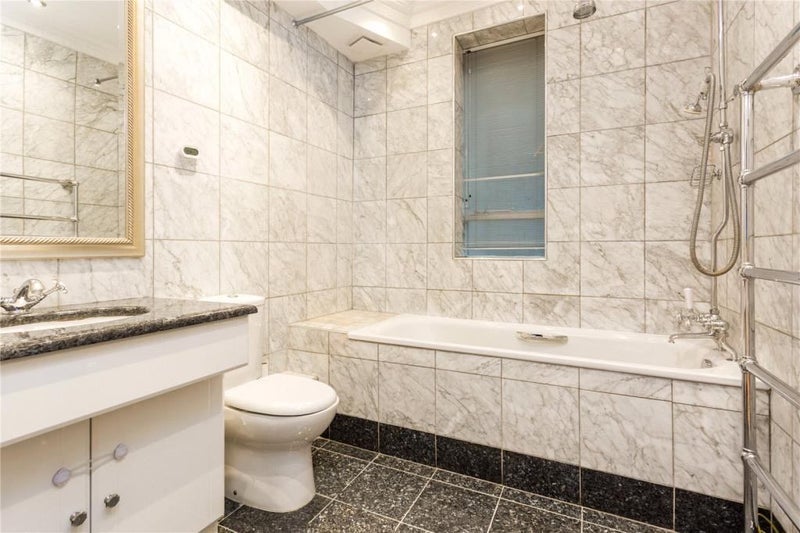 Room Frognal in Greater London