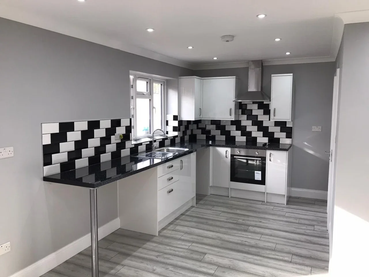 Room Hawthorne Crescent in Slough
