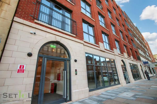Flat Charles Street in Leicester