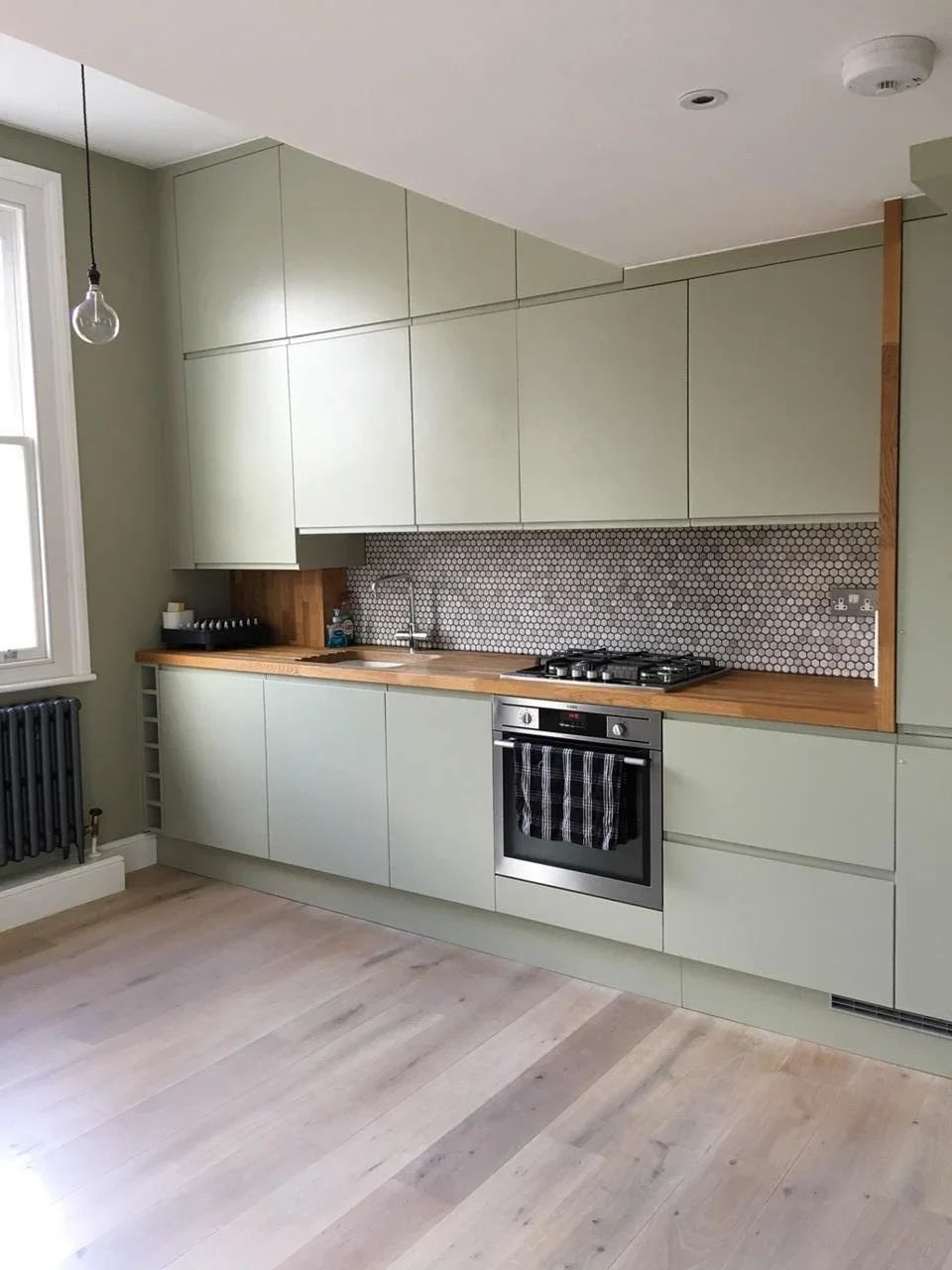 Flat Graham Road in Greater London
