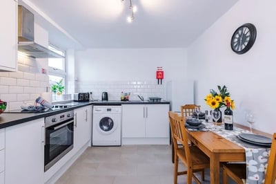 Flat Walthall Street in Crewe