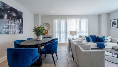 Flat Westferry Circus in Greater London