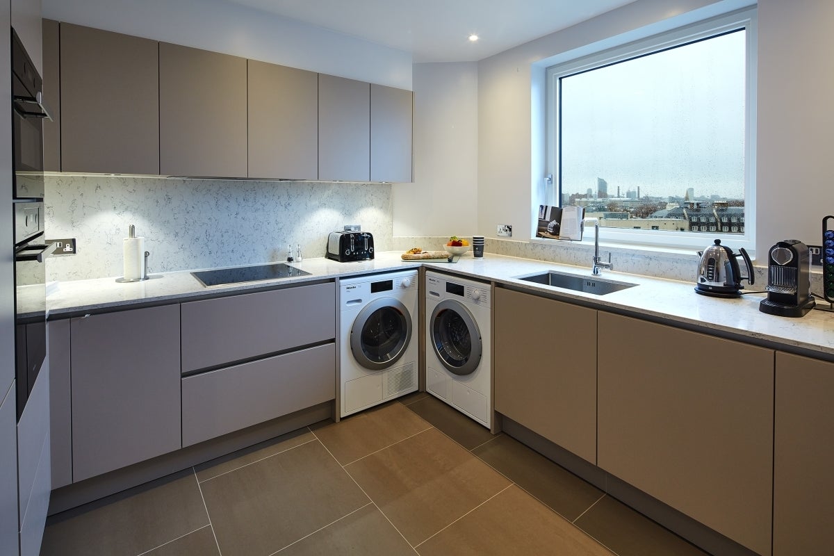 Flat Ashburn Place in Greater London