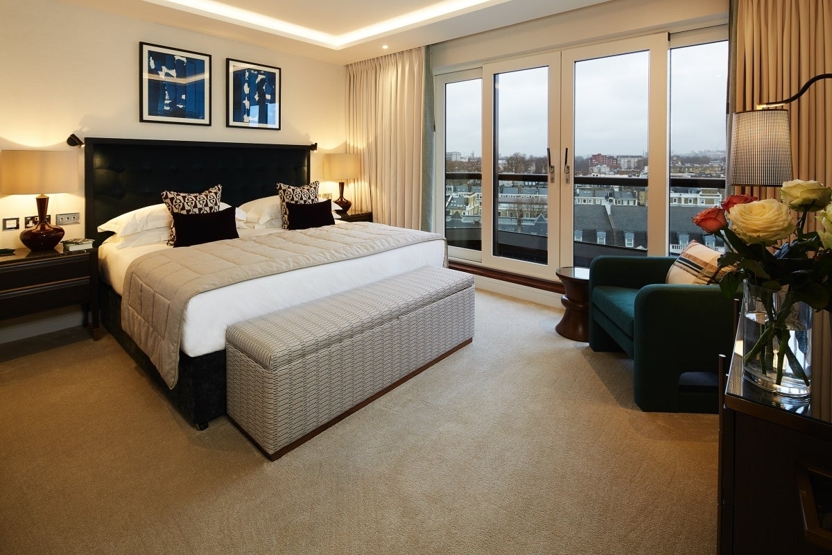 Flat Ashburn Place in Greater London