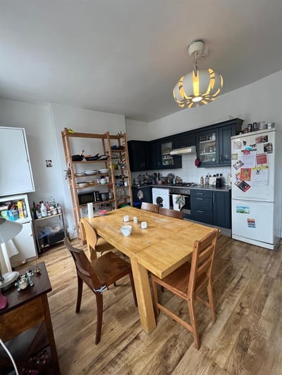 Flat Eburne Road in Greater London