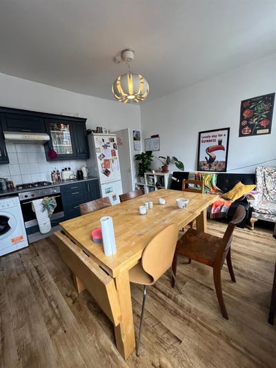 Flat Eburne Road in Greater London